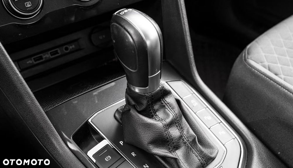 Volkswagen Tiguan 2.0 TDI SCR 4MotION DSG R-Line - 13