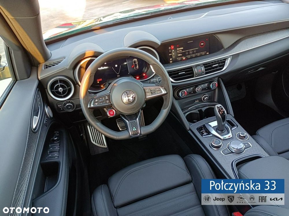 Alfa Romeo Stelvio - 39