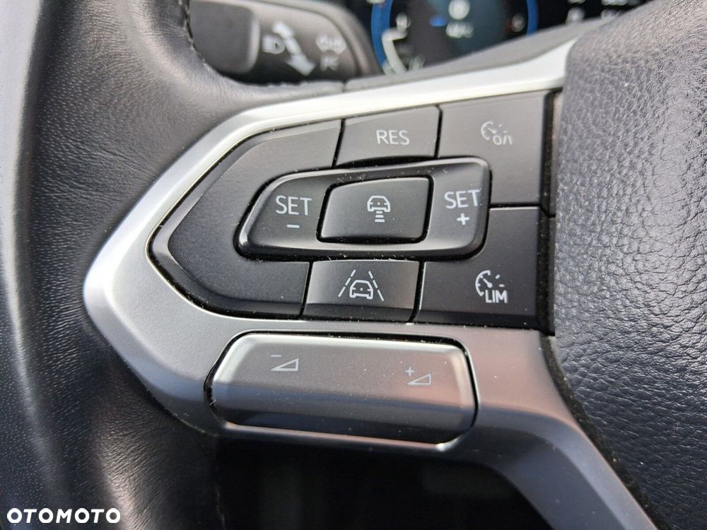 Volkswagen Amarok 3.0 V6 Tdi 240 km - 25