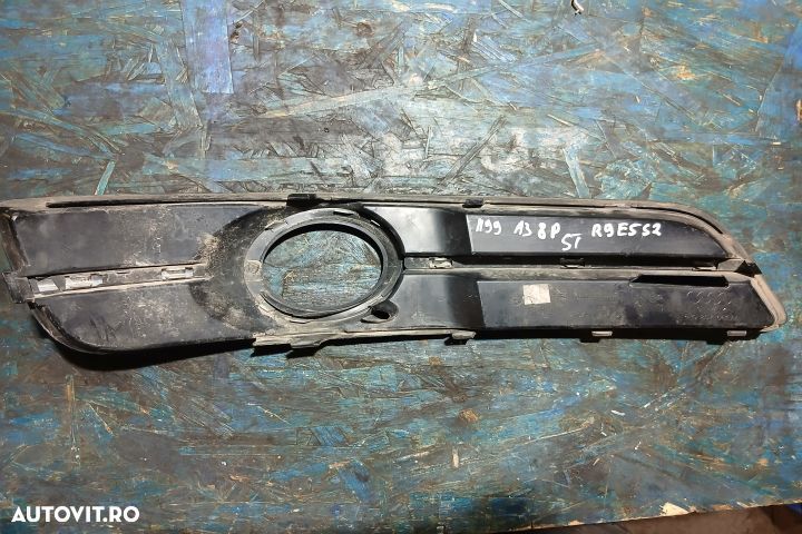 Grila proiector stanga 8P0807681AA 8P0807681AA Audi A3 8P/8PA [2th fa - 2