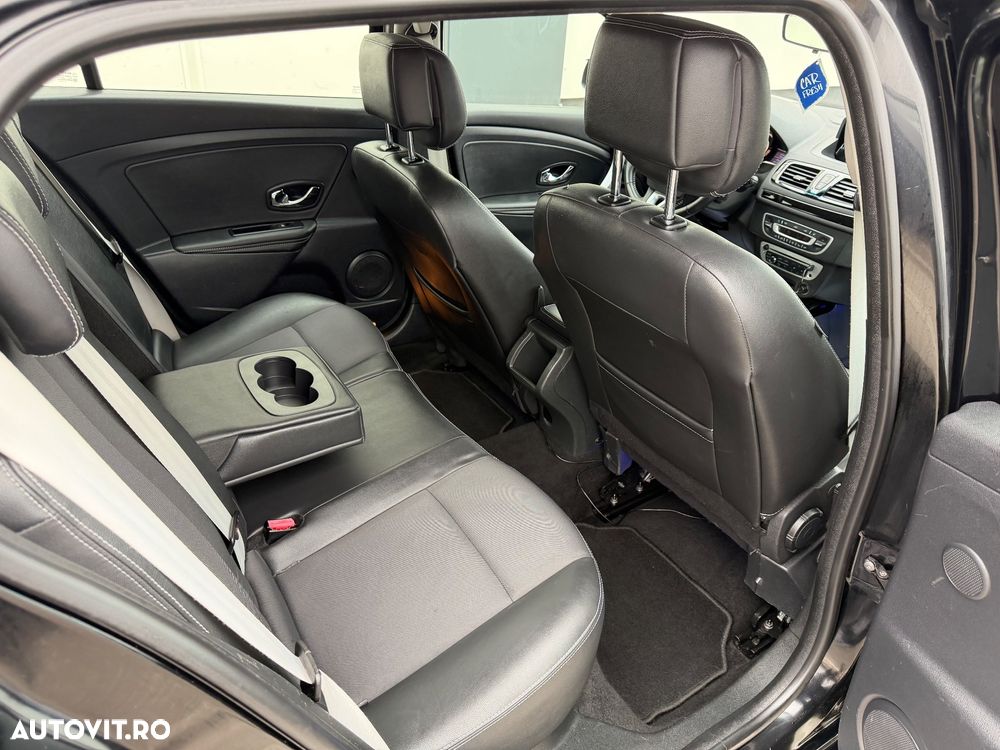 Renault Megane ENERGY dCi 110 Start & Stop Bose Edition - 6