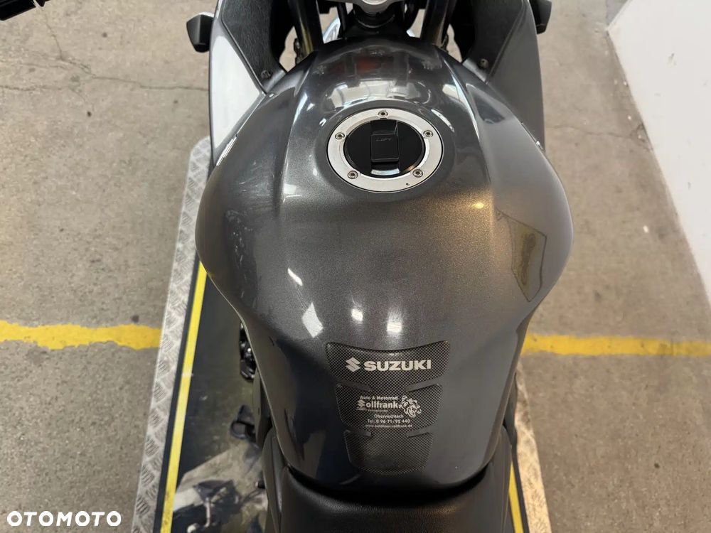 Suzuki Bandit - 28