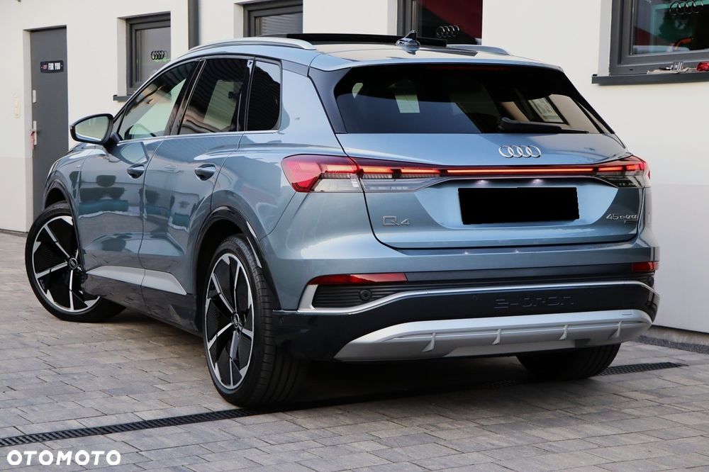 Audi Q4 e-tron - 8