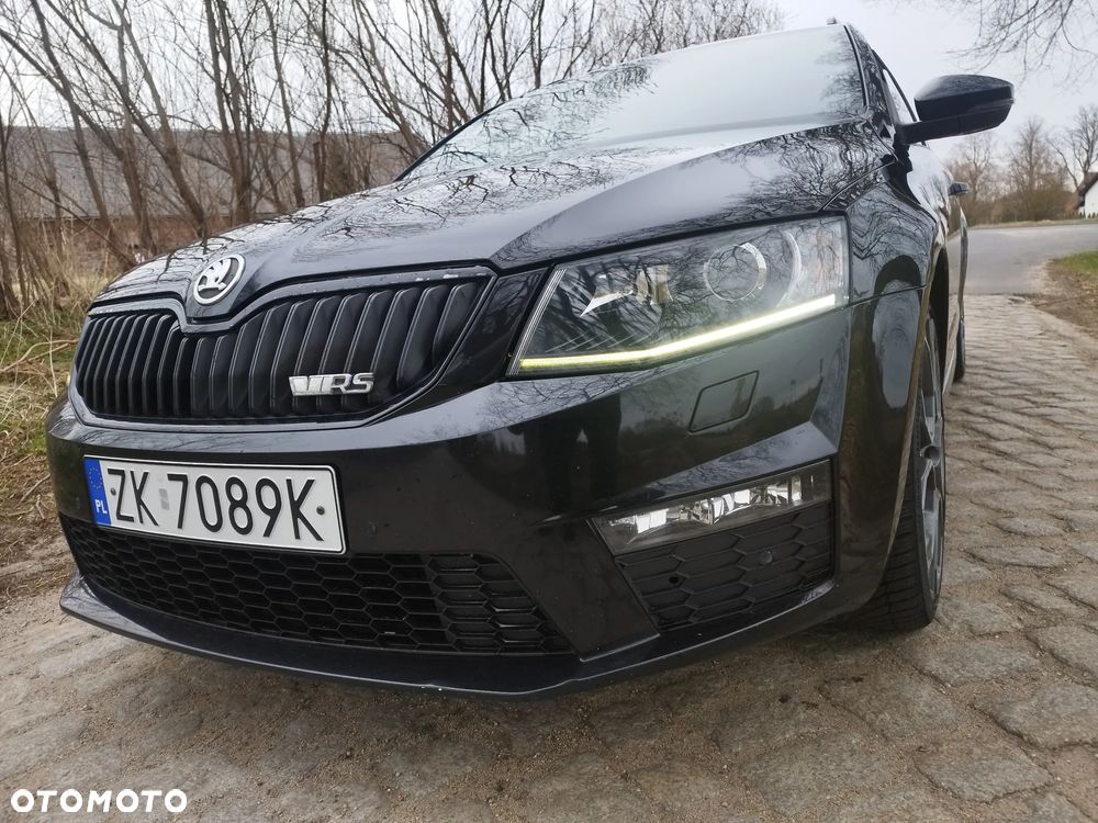 Skoda Octavia 2.0 TDI RS DSG - 4
