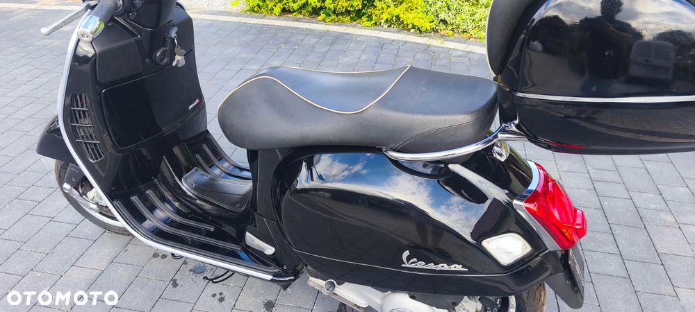 Vespa GTS - 8