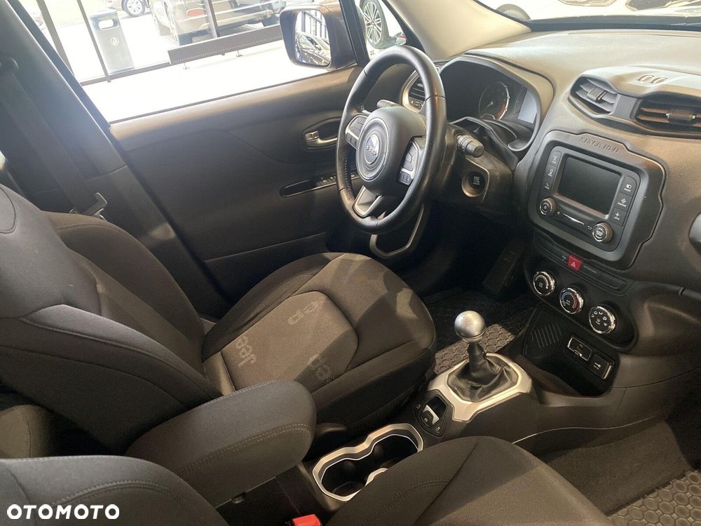 Jeep Renegade - 23