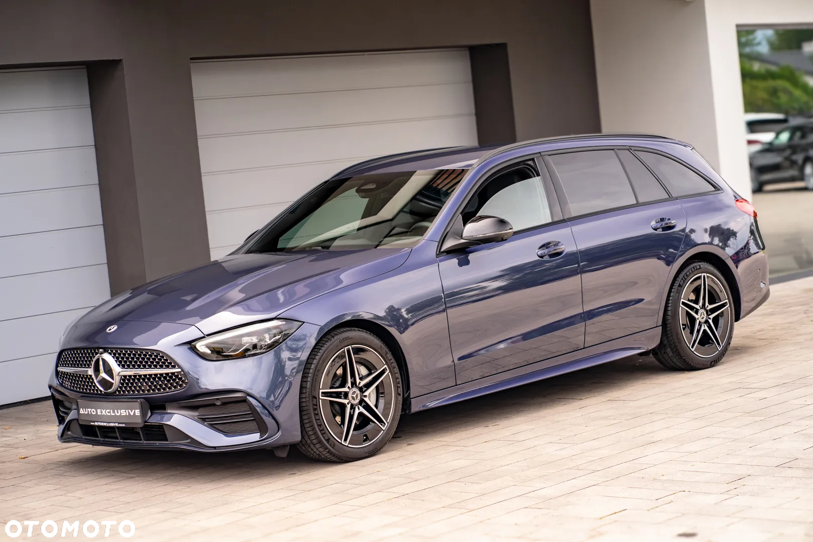 Mercedes-Benz Klasa C 200 4Matic T 9G-TRONIC AMG Line Advanced - 13
