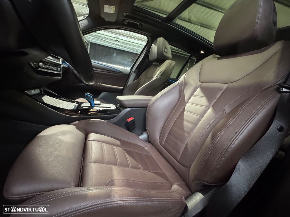 BMW iX3 M Sport Impressive - 34