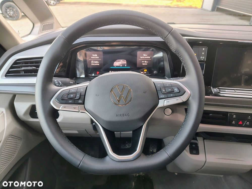 Volkswagen california Nowa California Beach silnik: 2,0 l TDI SCR 150 KM / skrzynia biegów: 7-biegowa DSG rozstaw osi: 3124 mm - 16