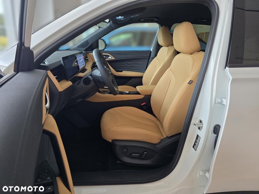 MG HS 1.5T HEV+ Exclusive - 13