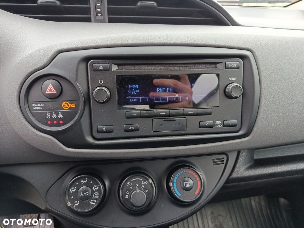 Toyota Yaris - 18