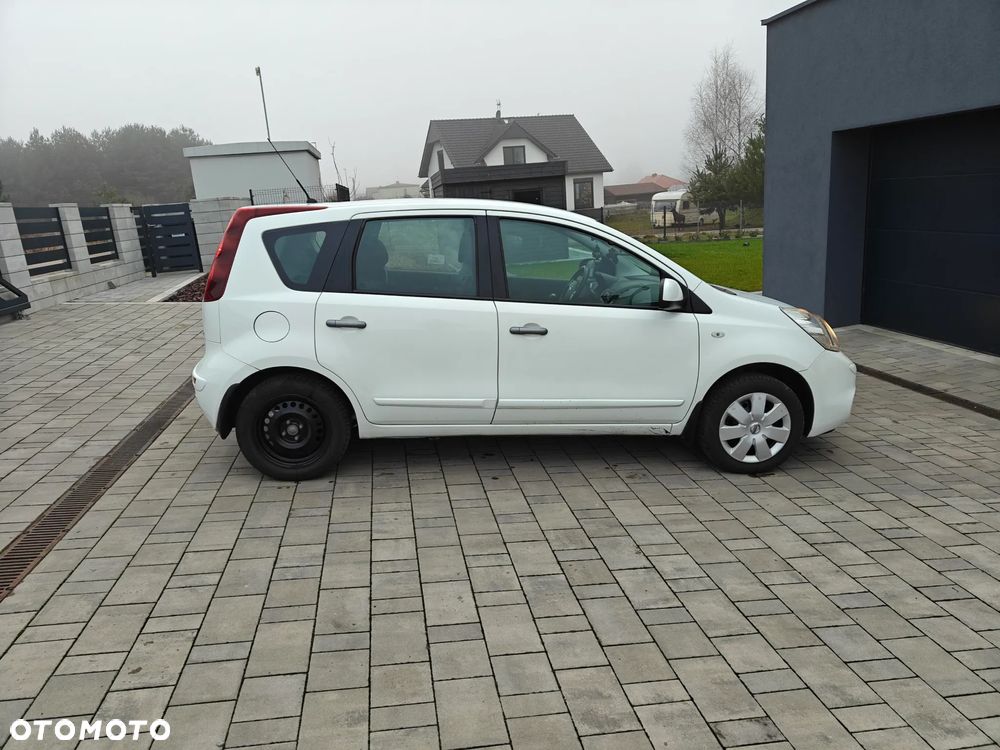 Nissan Note - 1