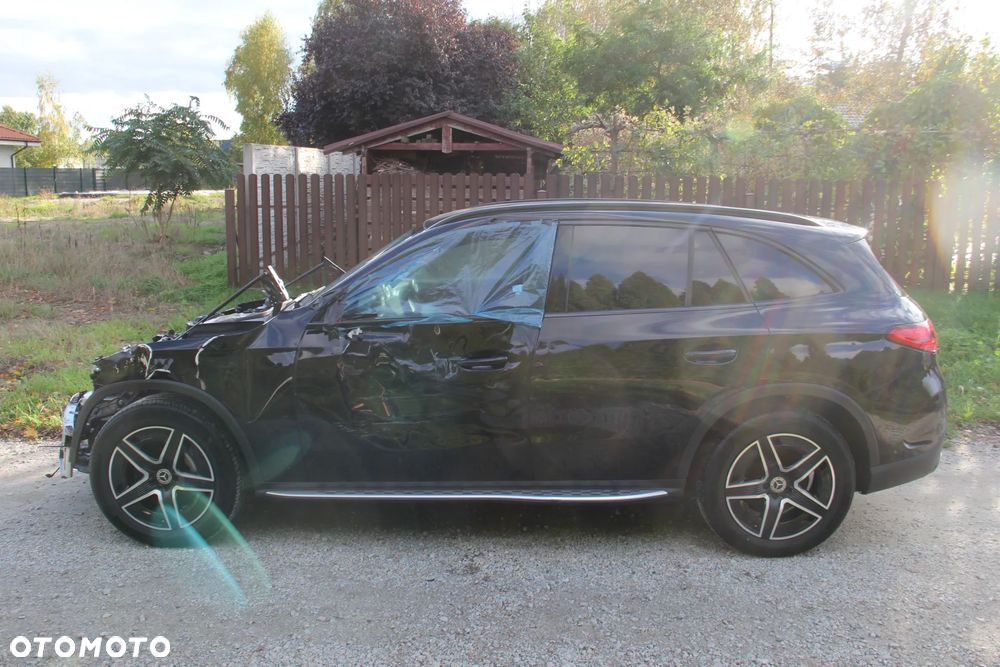Mercedes-Benz GLC 300 d 4Matic 9G-TRONIC Edition AMG Line - 5