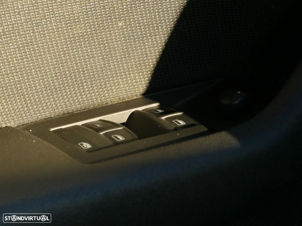 Audi A3 Sportback 2.0 TDi S-line - 31