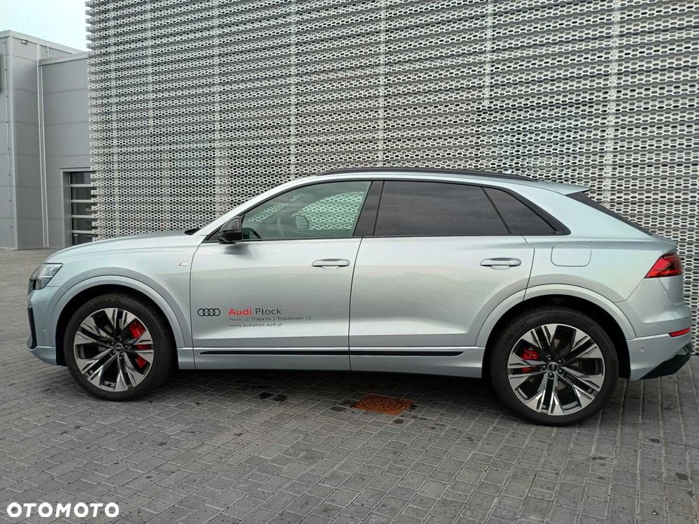 Audi Q8 - 8
