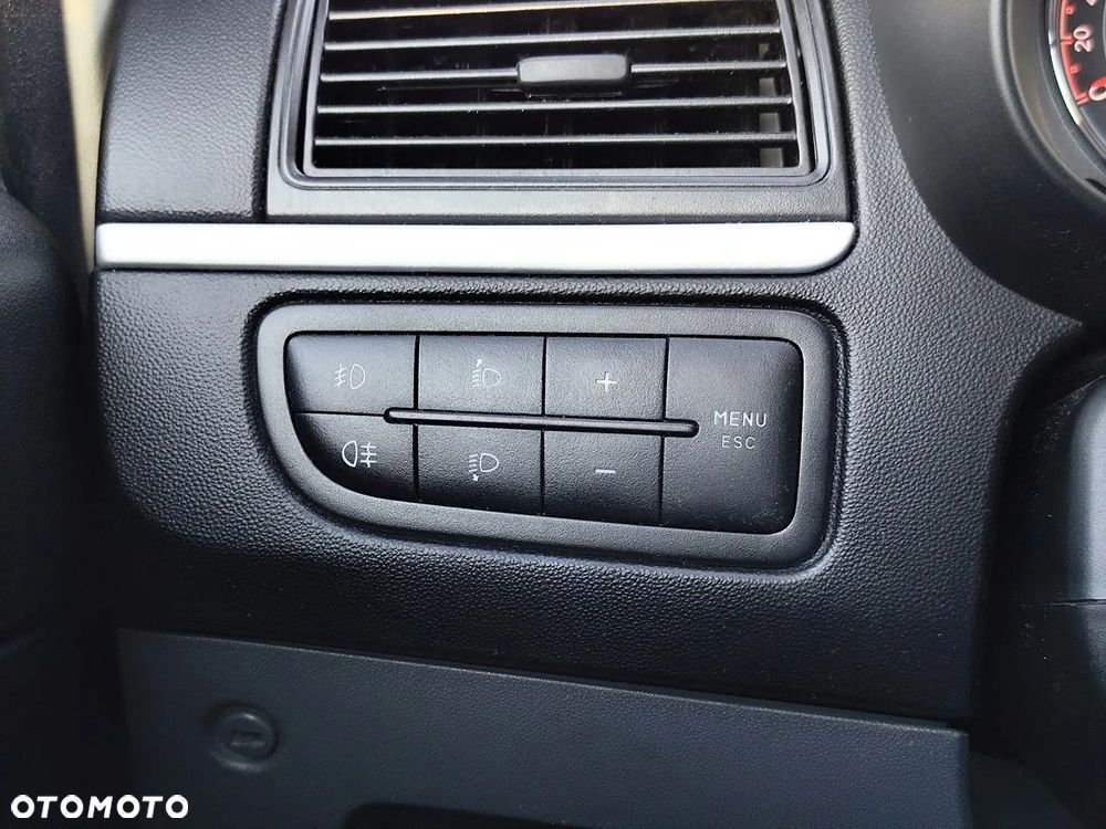 Fiat Linea 1.6 MJ 16V Dynamic - 16