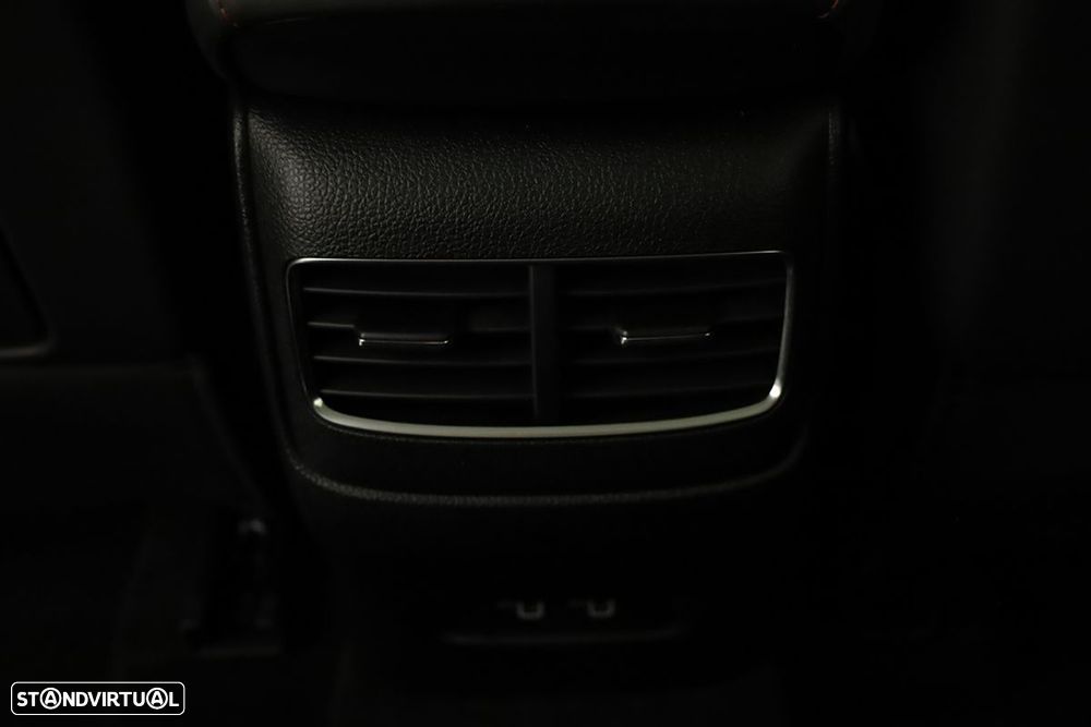 MG EHS 1.5 T-GDI Plug-in Hybrid Luxury - 24