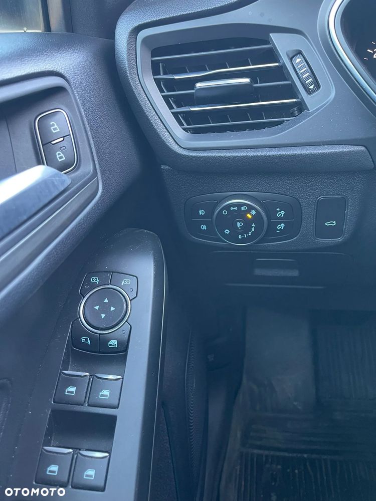 Ford Focus 1.5 EcoBoost Titanium ASS PowerShift - 25