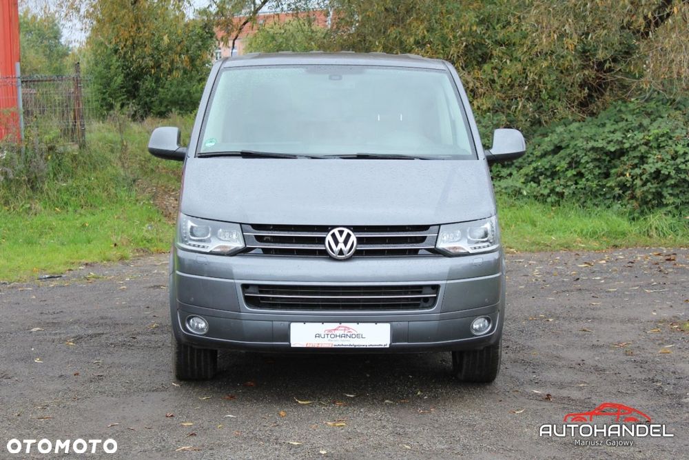 Volkswagen Multivan - 2