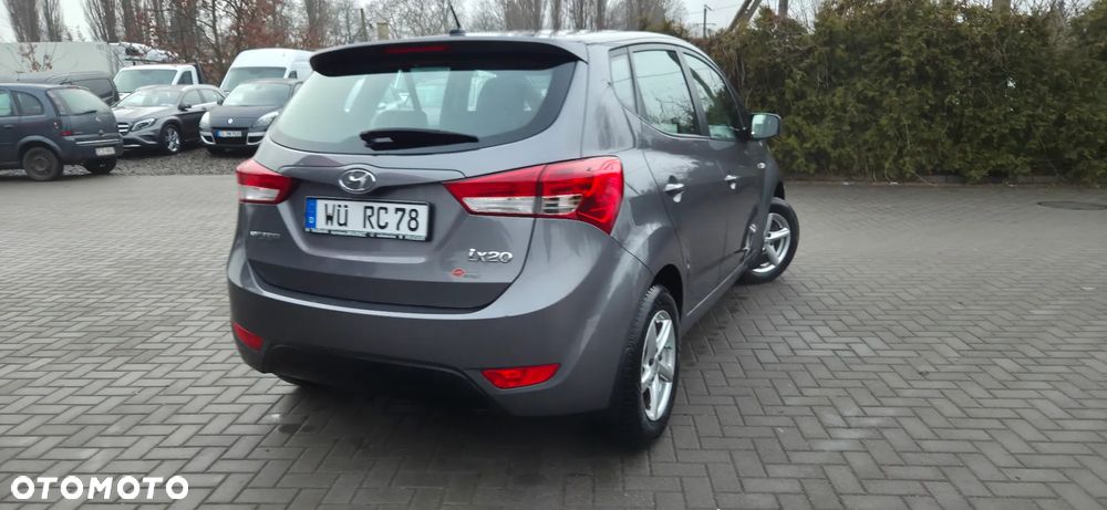 Hyundai ix20 1.4 blue Passion - 14