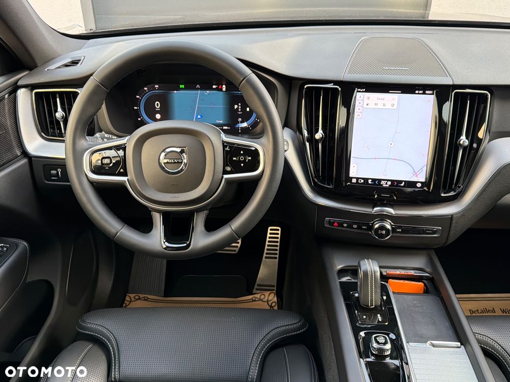 Volvo XC 60 B4 D AWD Geartronic RDesign - 38