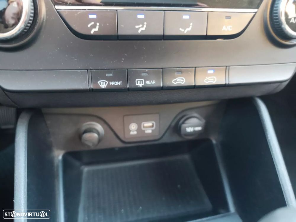 Hyundai Tucson blue 1.7 CRDi 2WD Advantage - 24