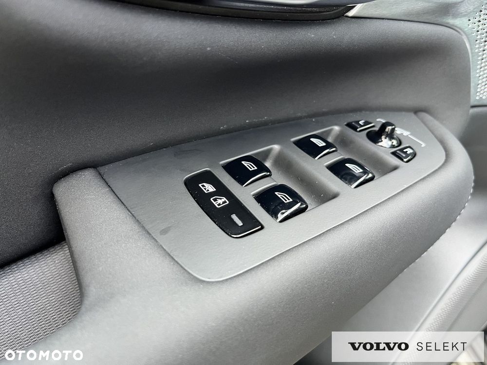 Volvo XC 90 - 14