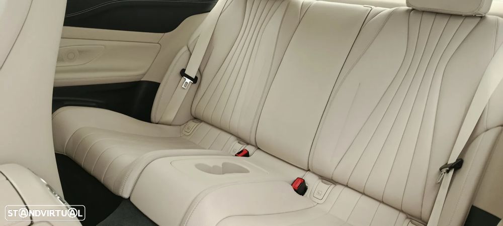 Mercedes-Benz E 220 d Aut. - 31