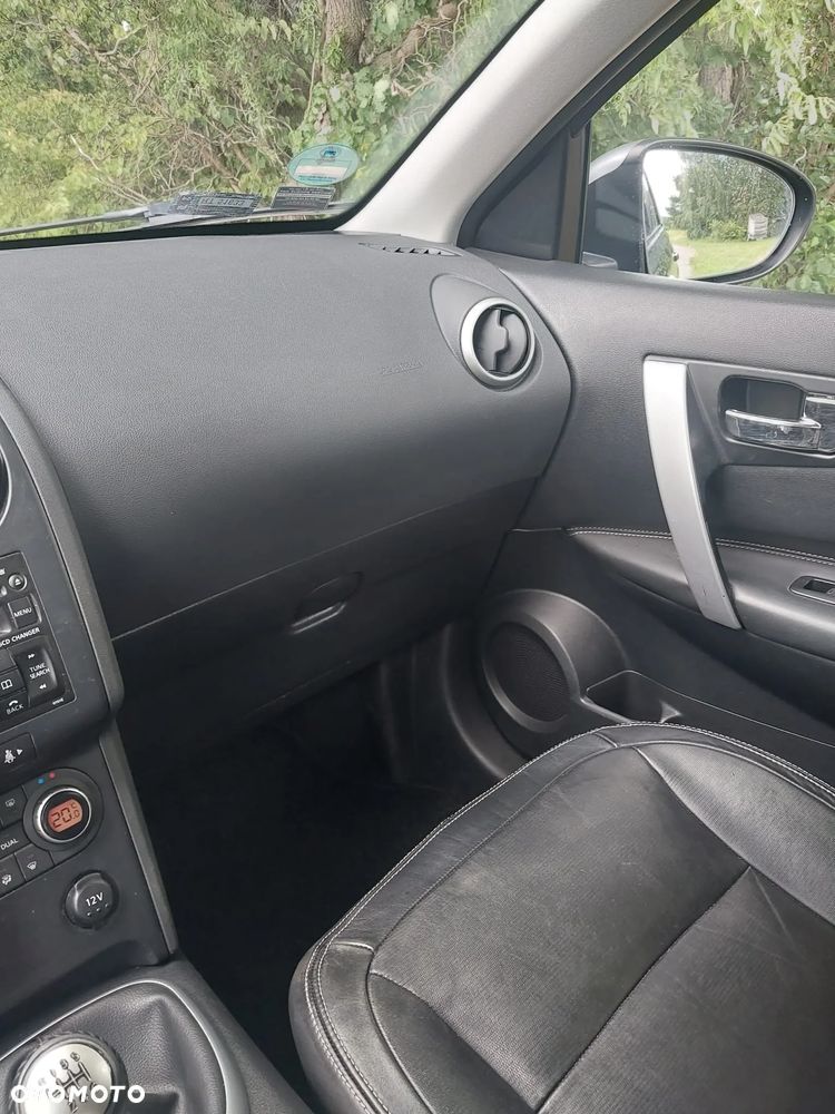 Nissan Qashqai 2.0 Tekna Premium - 26
