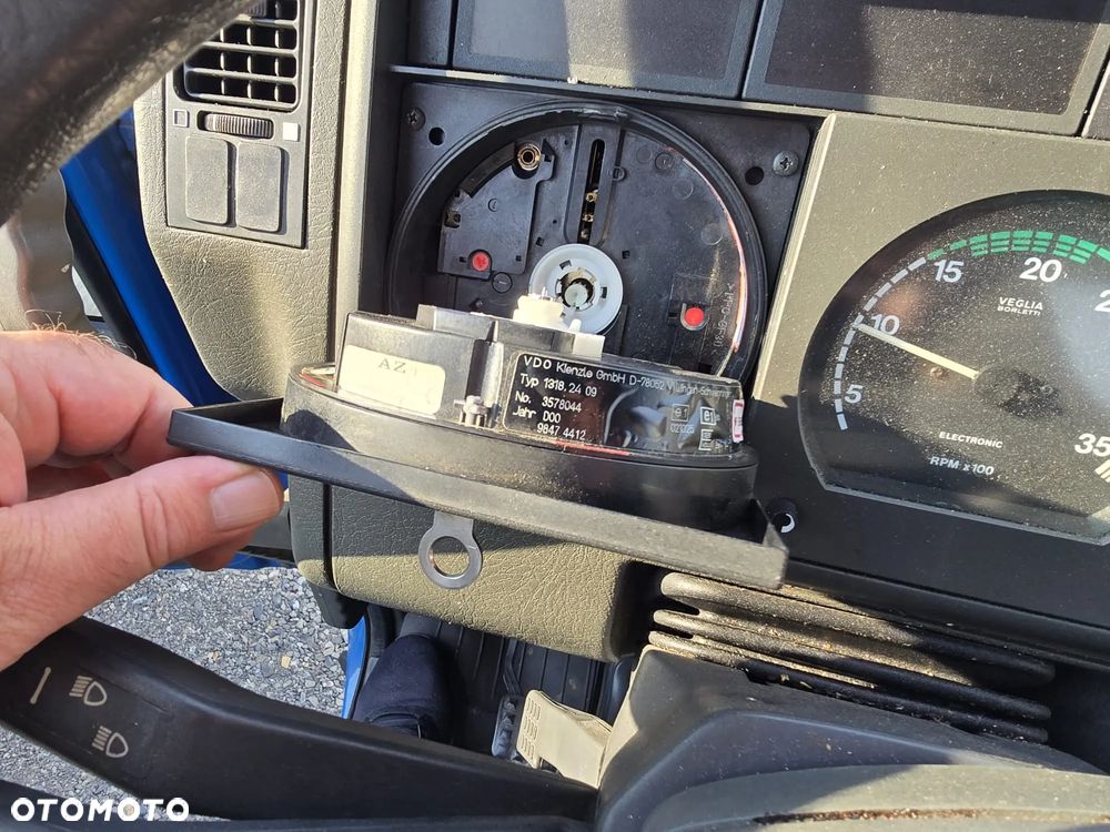 Iveco EUROCARGO - 15