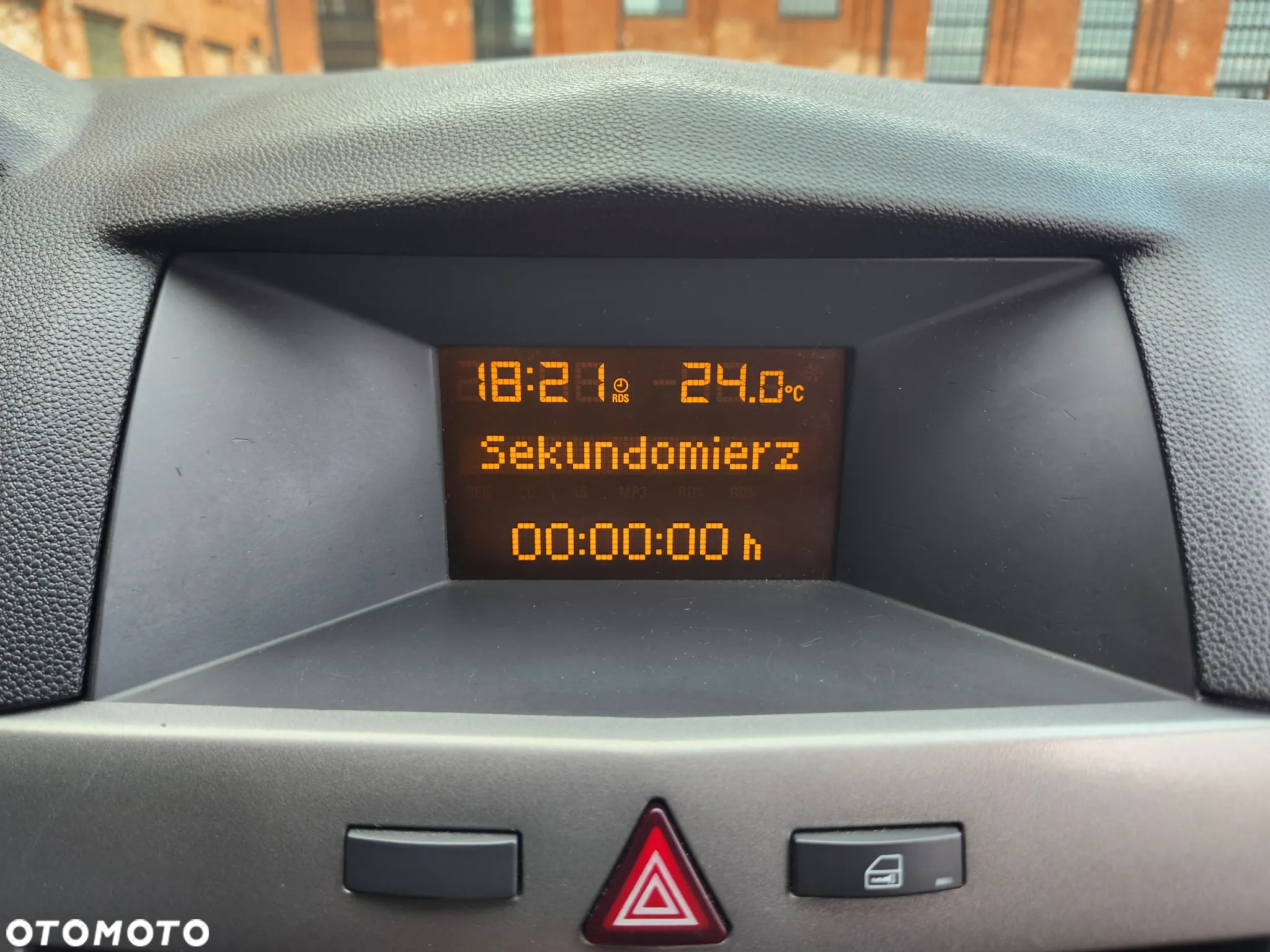 Opel Astra III 1.6 Enjoy - 36