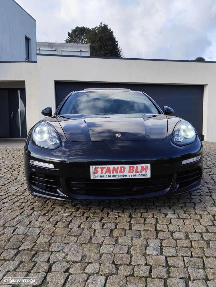 Porsche Panamera - 21