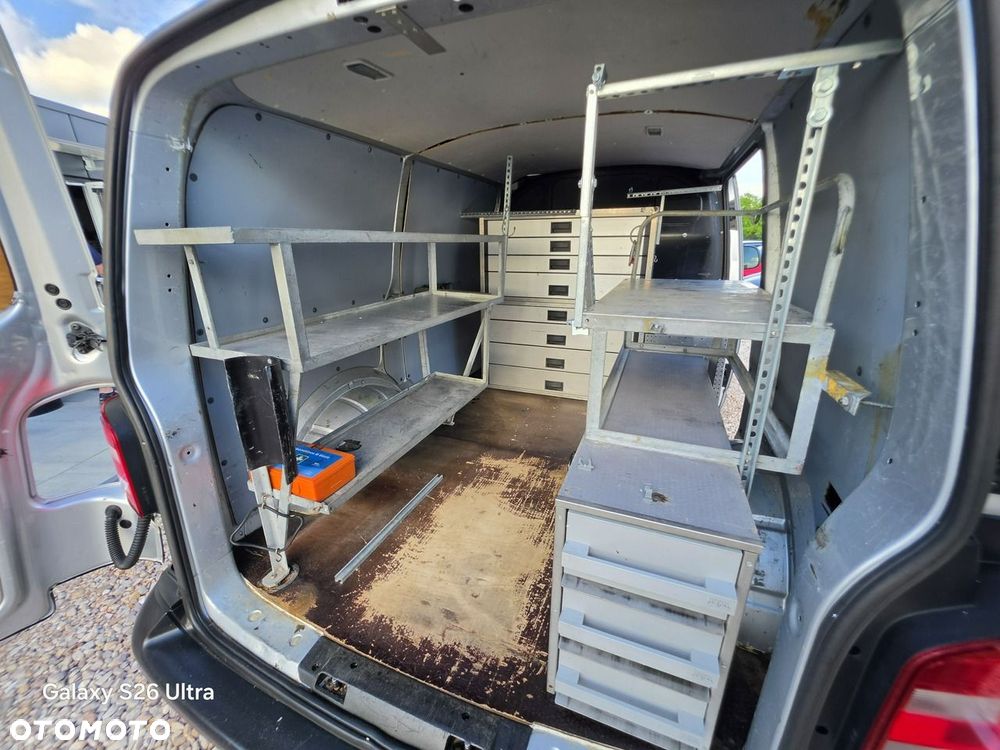 Volkswagen Transporter - 39