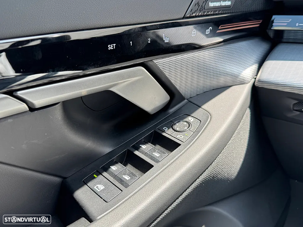 BMW 530 e Pack Desportivo M - 16