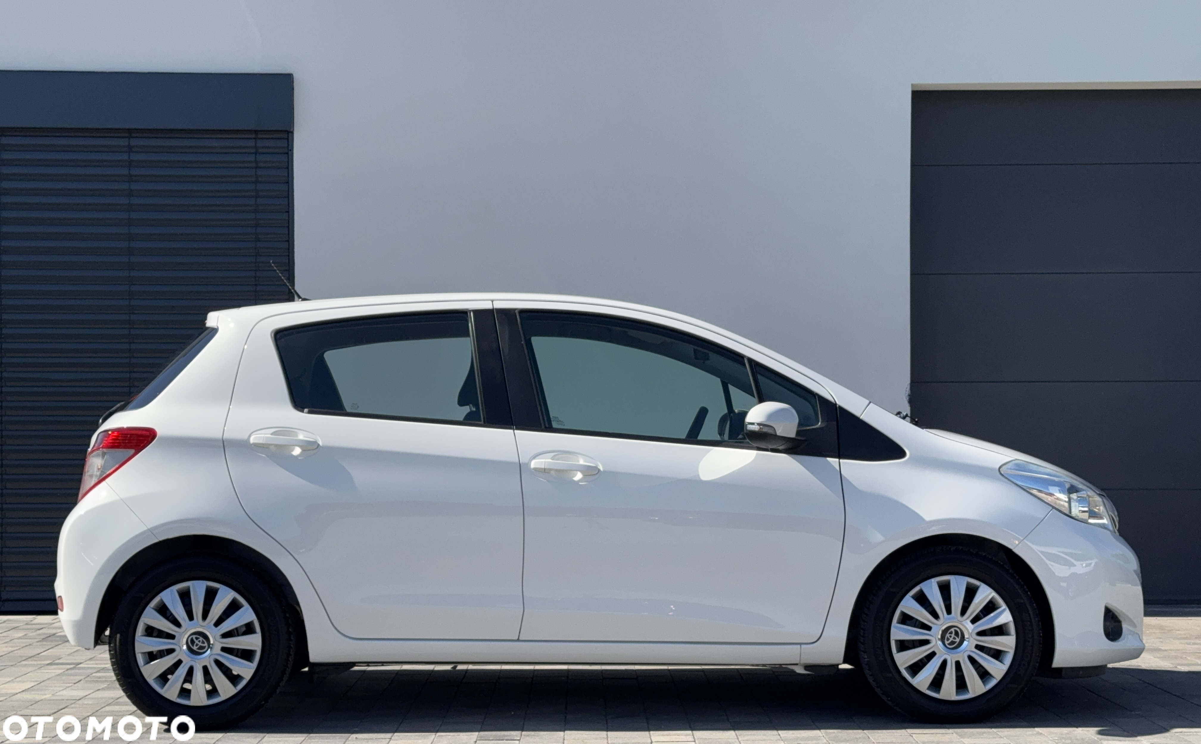 Toyota Yaris 1.0 VVT-i Cool - 3