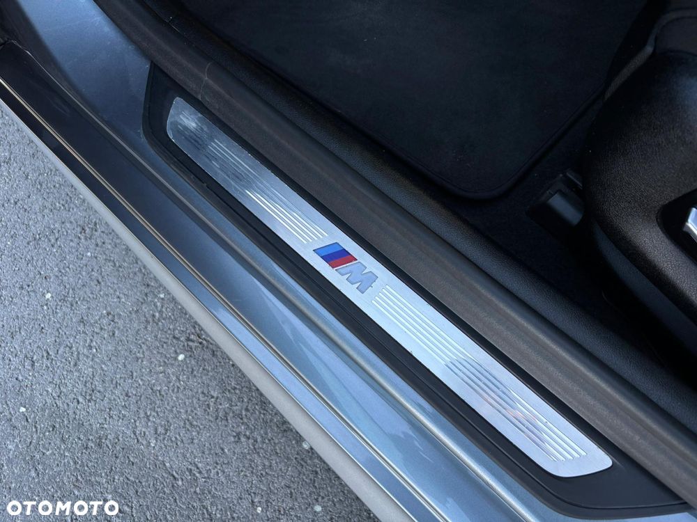 BMW Seria 5 530e iPerformance M Sport sport - 30