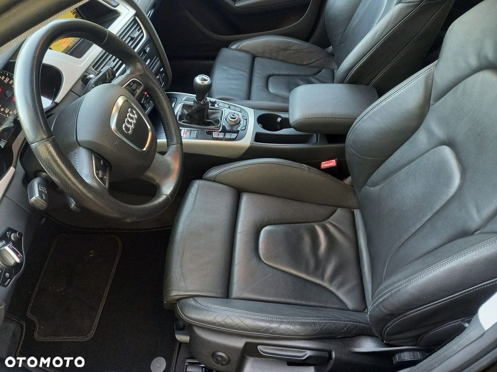 Audi A4 Allroad - 33