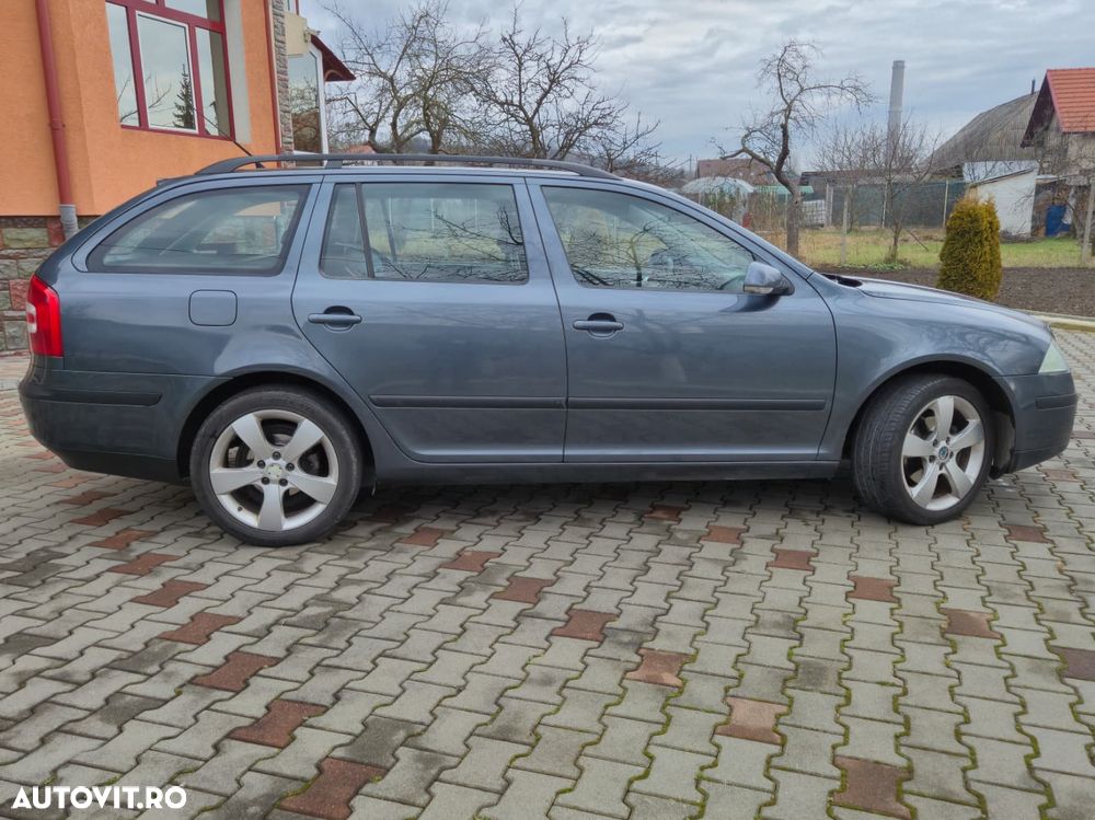 Skoda Octavia Combi 1.9 TDI DSG Classic - 2