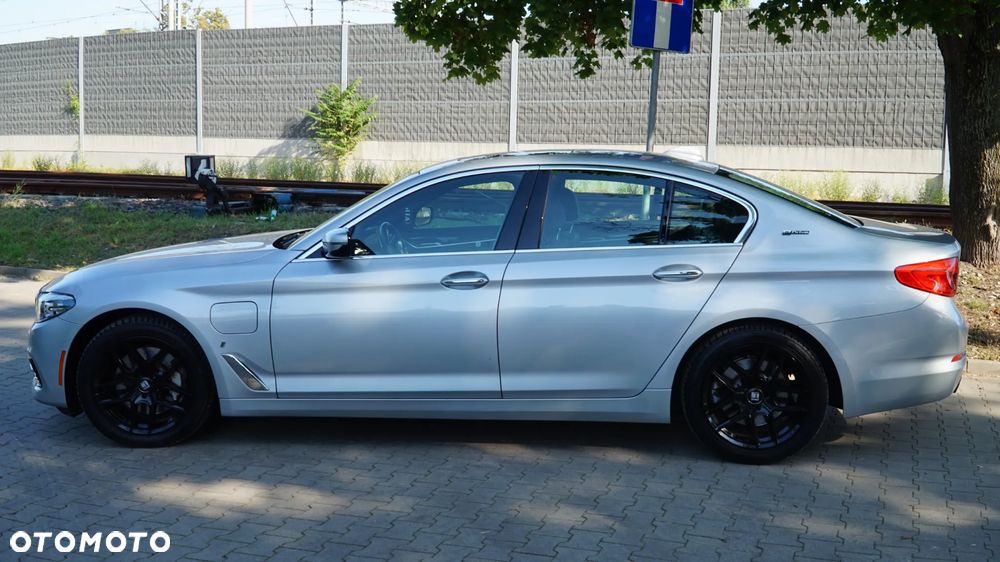 BMW Seria 5 530e iPerformance - 4