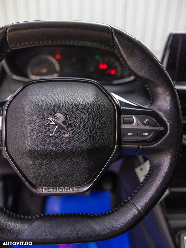 Peugeot 2008 1.5 BlueHDI FAP Allure - 10
