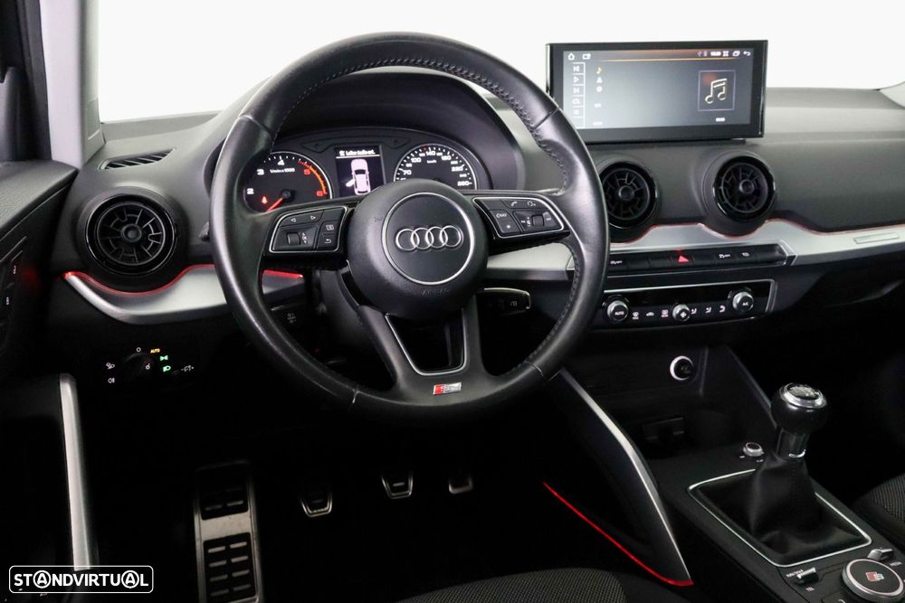 Audi Q2 1.6 TDI Design - 20