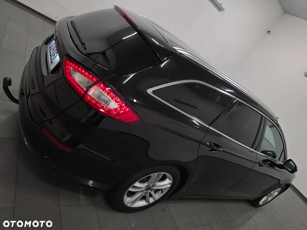 Ford Mondeo 2.0 TDCi Titanium PowerShift - 35