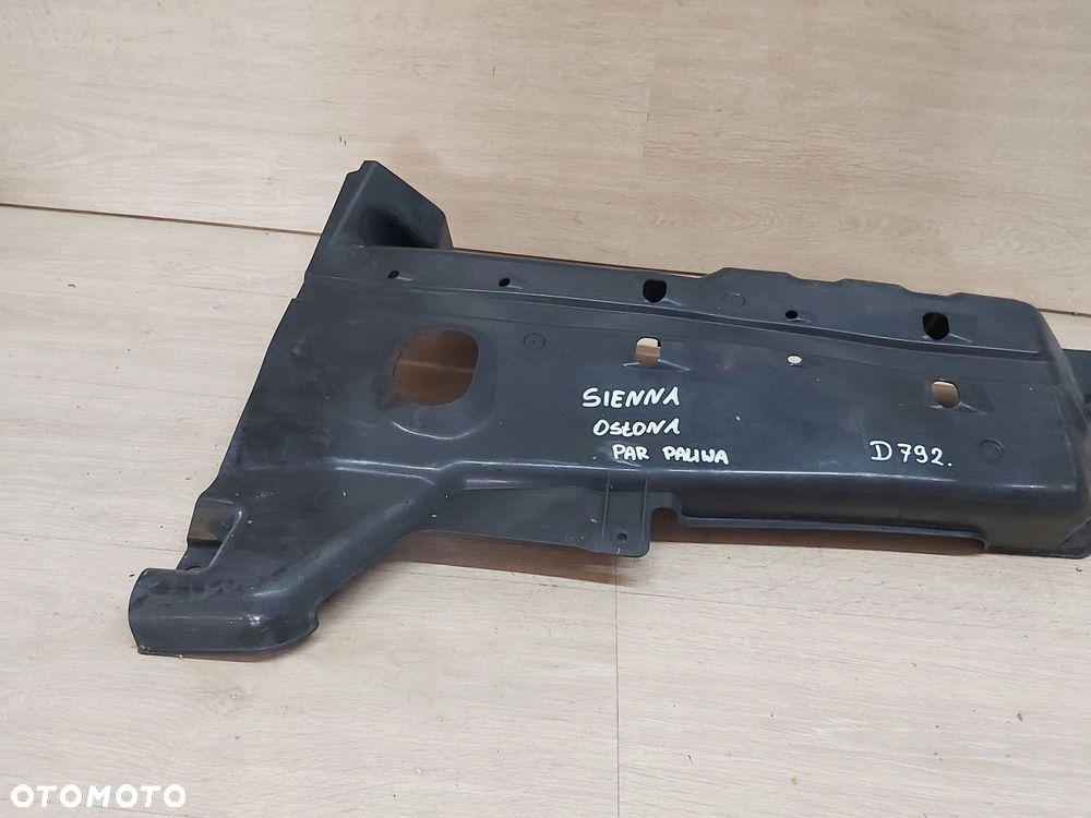 TOYOTA Sienna XL30 11-20r osłona dolna podwozia dolna 77765-08030 - 2