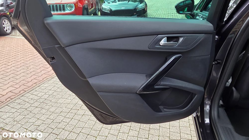Peugeot 508 HDi FAP 140 Allure - 29