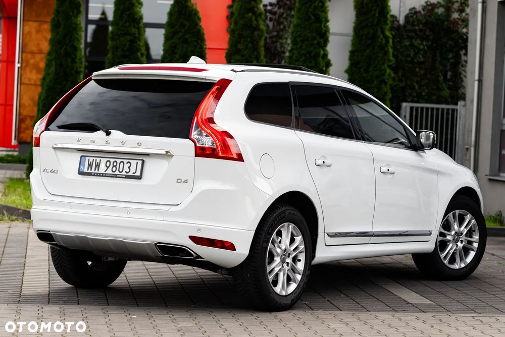 Volvo XC 60 D4 Geartronic Summum - 4