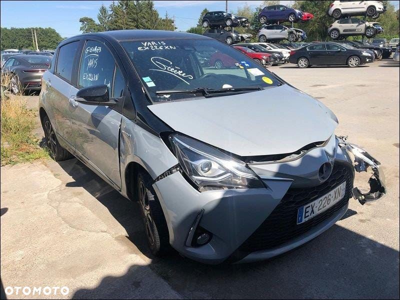 Toyota Yaris - 1