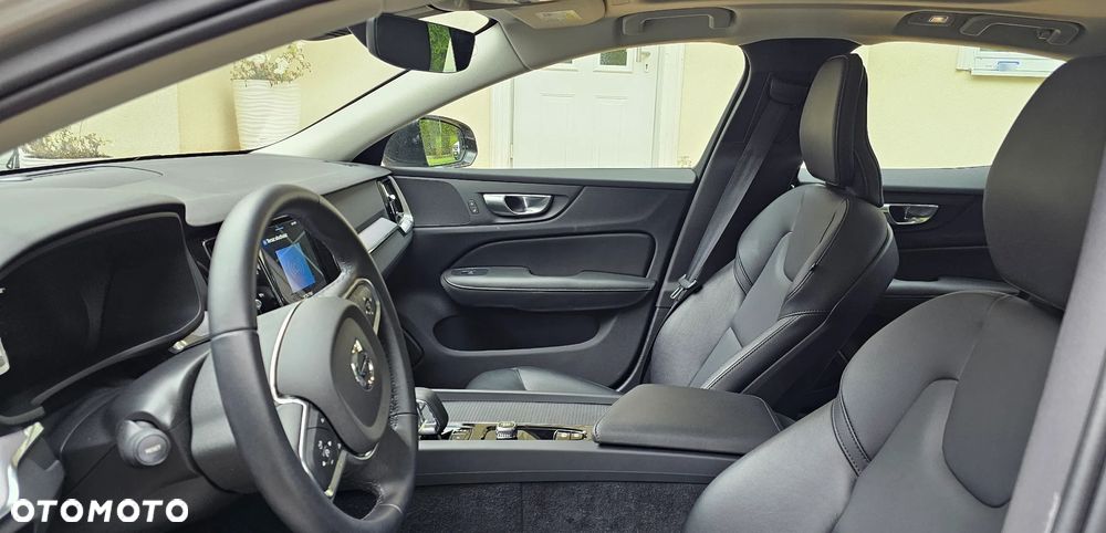 Volvo S60 B5 B AWD Ultimate Dark - 10