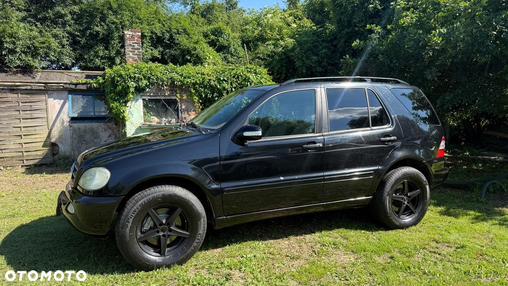Mercedes-Benz ML - 9