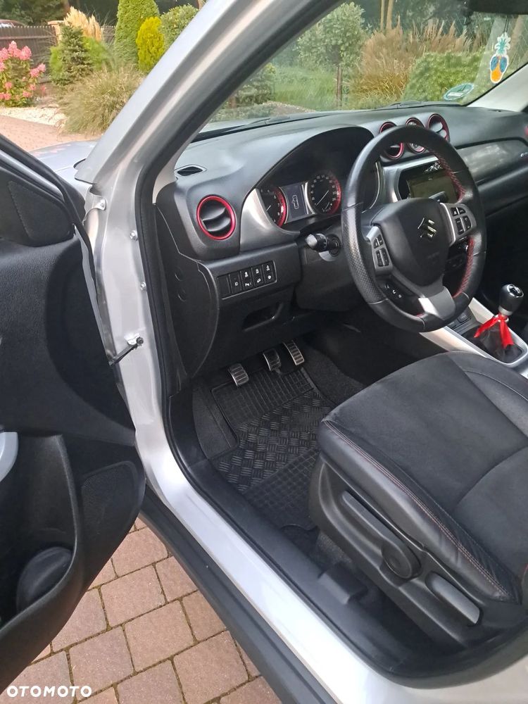 Suzuki Vitara 1.4 Boosterjet XLED 4WD - 27