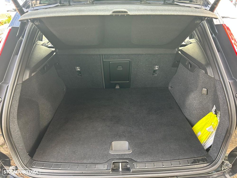 Volvo XC 40 1.5 T5 PHEV Inscription Expression - 29